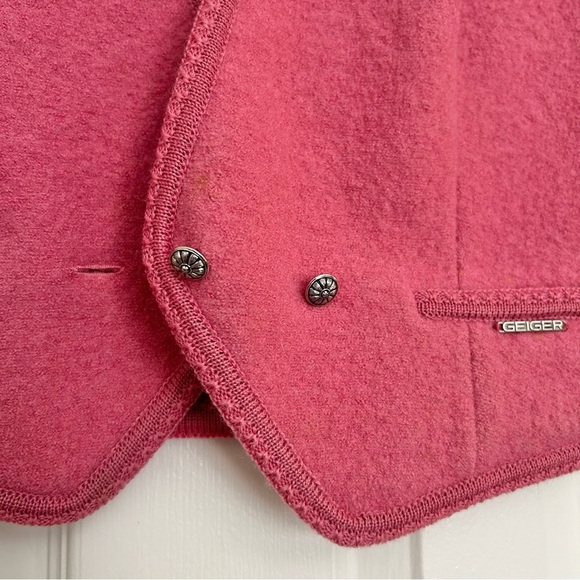 Vintage Geiger Vest Pink 100% Boiled Wool Austria Size 42 or U.S. Size Small - Picture 3 of 16